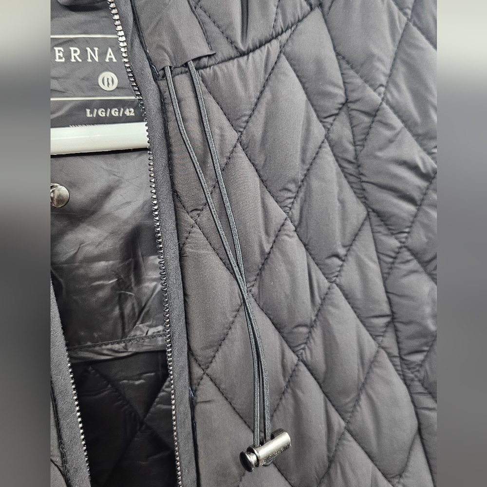 Bernardo Black Puffer Jacket with Quilted Design - Picture 6 of 16